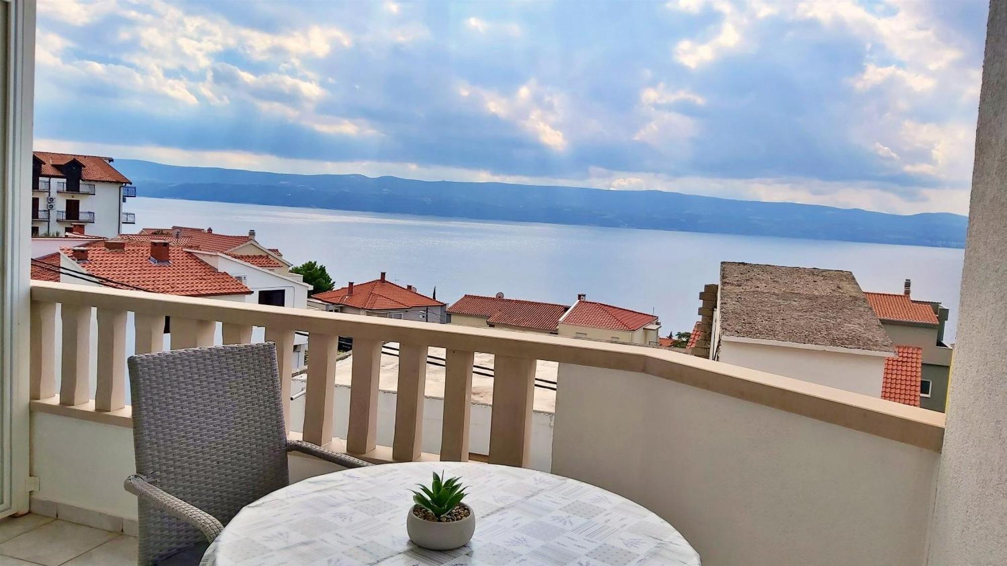 Apartments Nemira Omis Room photo